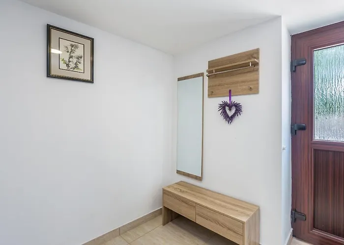 House With A Parking Space Risika, Krk - 14860 Casa de Férias *